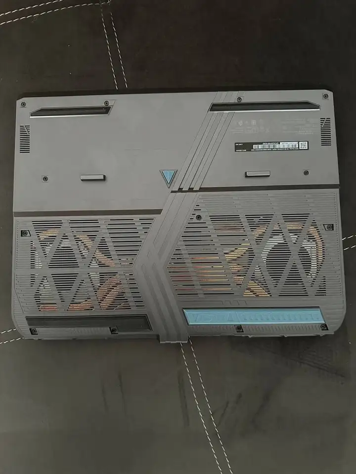 Игровой ноутбук MSI Vector 16