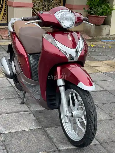 Honda SH Mode 2019, красный, 26000 км