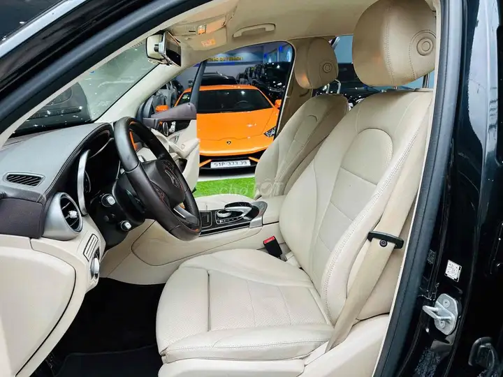 Mercedes-Benz GLC 200 Model 2019