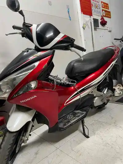 Honda Air Blade 2012 Красный