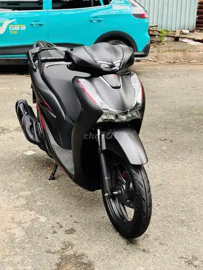 Honda SH 160i 2025 черный глянец, 1 владелец