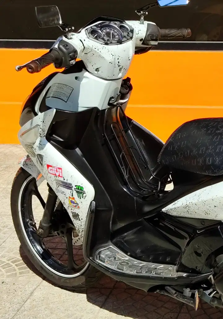 Yamaha LX Nouvo 2011