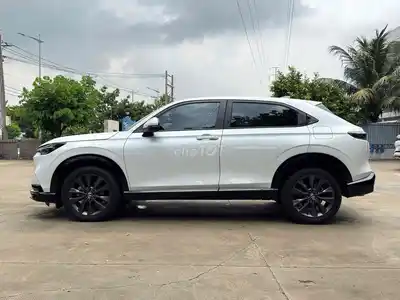 Хонда HRV RS 2023 Белая 56 000 км