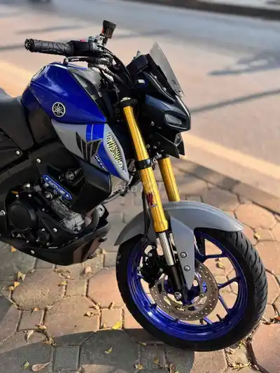 Yamaha MT-15 155cc 7000 км серо-синяя почти новая