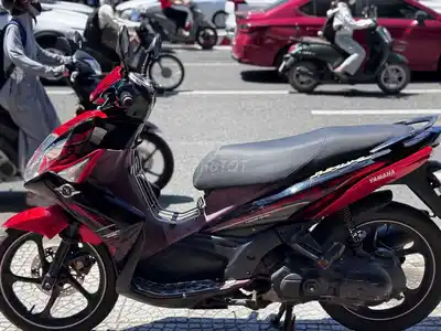 Yamaha Nouvo 5 Fi красный черный