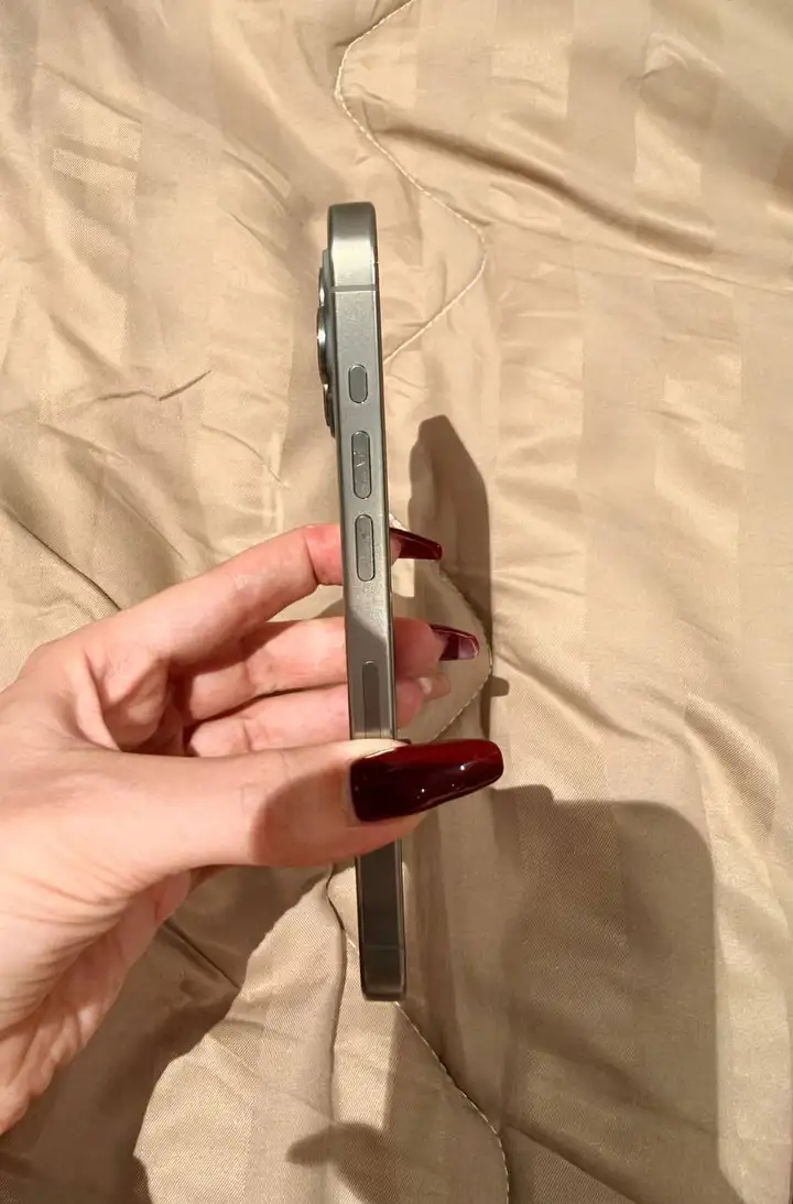 iPhone 15 Pro 256 ГБ Titanium