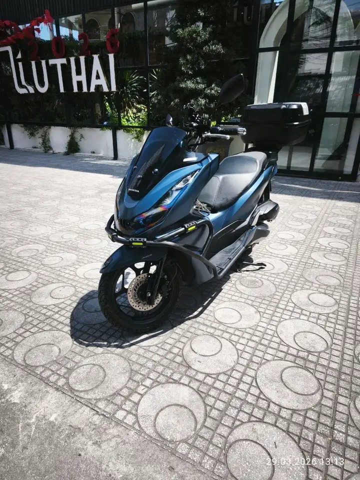 Премиум скутер Хонда PCX 160 cc 4 поколение 2024