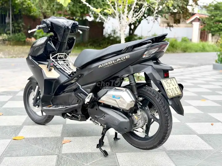 Honda Airblade 2023 Черный 8000км