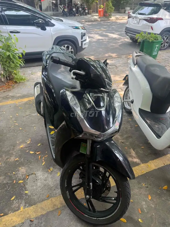 Honda SH 150 CBS 2021 черный 35000 км