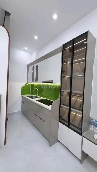 Дом 27м² х 5 этажей, 3 спальни, меблированный, Донг Да