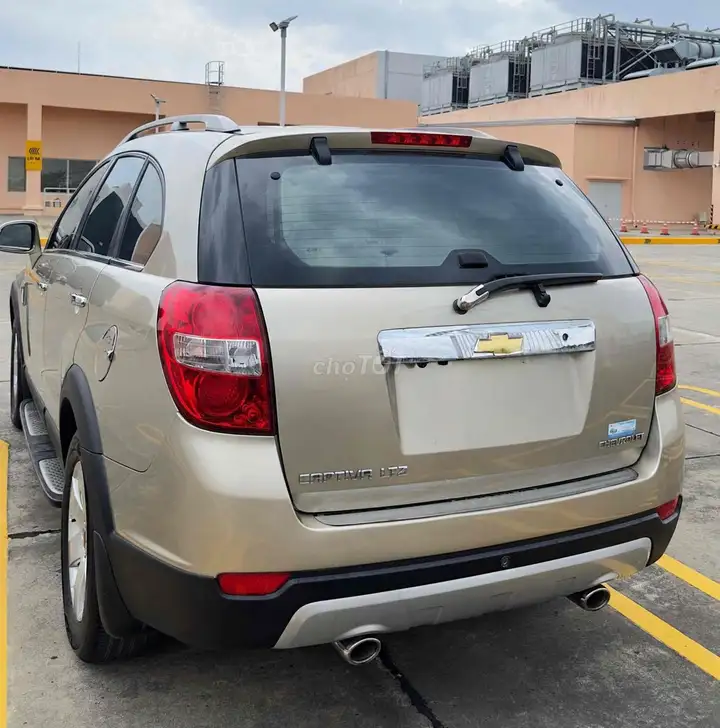 Chevrolet Captiva LTZ 2008, автомат, песочно-желтый