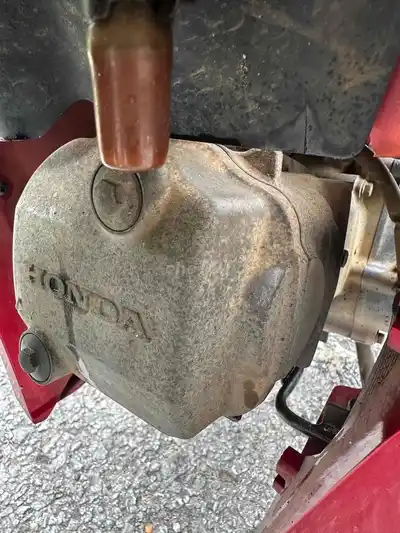 Honda Blade 2018 красный, вьетнамский бензин