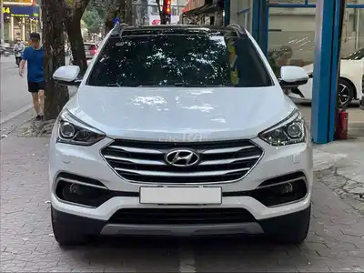 Hyundai SantaFe 2018 2.4L 4WD Белый