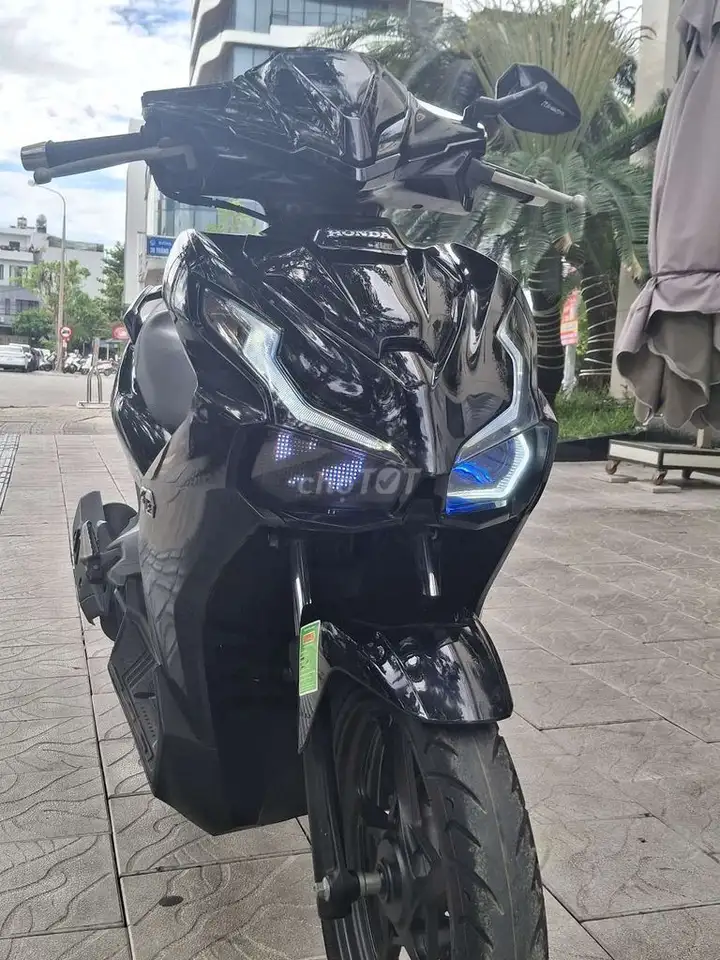 Honda Air Blade 150 черный глянцевый, рег. 2022, номер 43