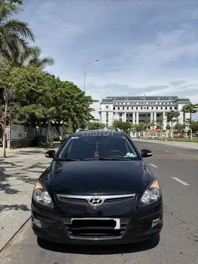 Hyundai i30cw 2011 Специальная версия, черный
