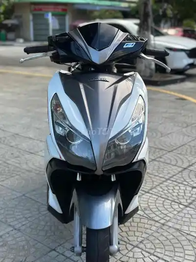 Мотоцикл Honda Air Blade 2014, белый