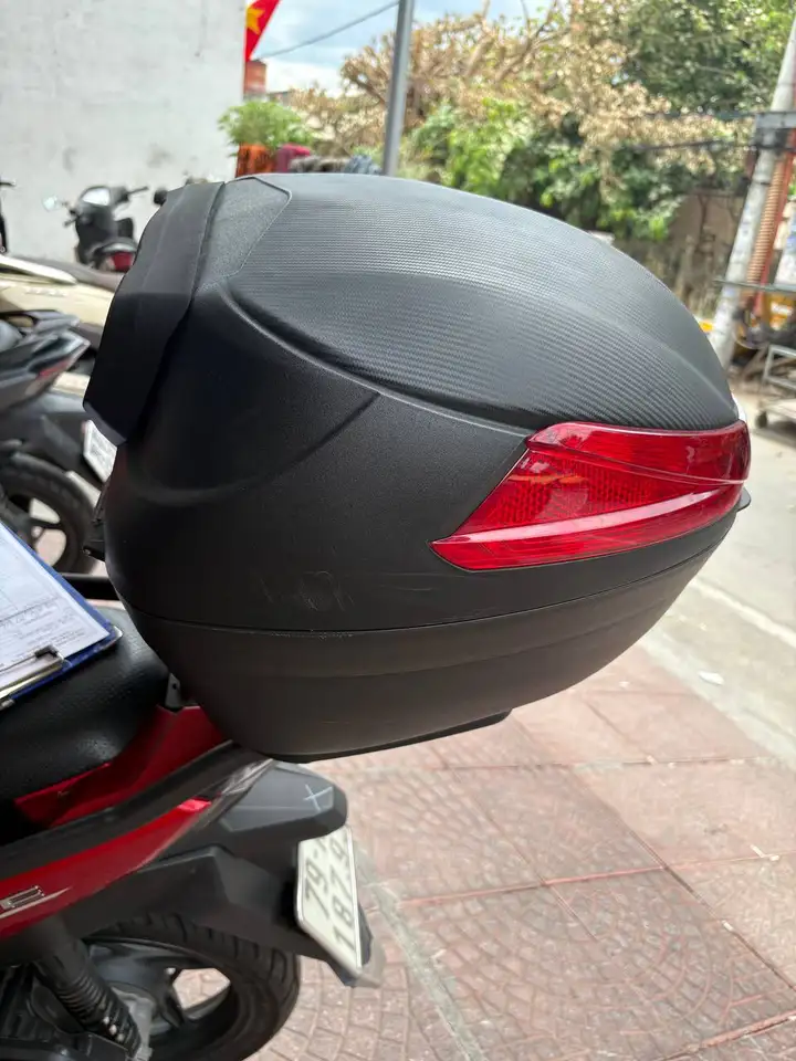 Кофр Givi со спинкой и задний поручень Airblade 2018