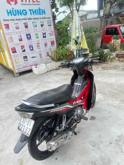 Yamaha Sirius 2013, красно-черный
