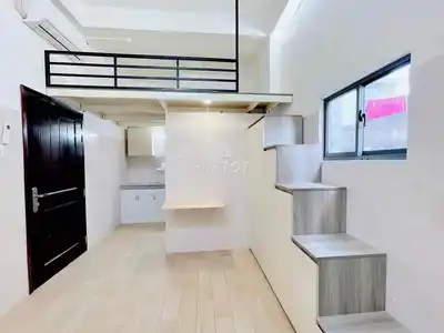 Двухуровневая студия с мебелью у Crescent Mall и Tan Thuan, 35м2