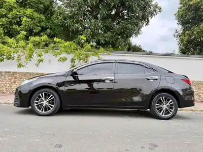 Автоматический номер Тойота Королла Альтис 1.8G 2019