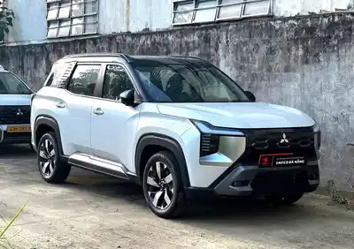 Mitsubishi Destinator Ultimate 2026 Белый 7 мест
