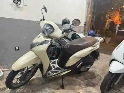 Honda SH Mode 2019 ABS Smartkey бело-кремовый