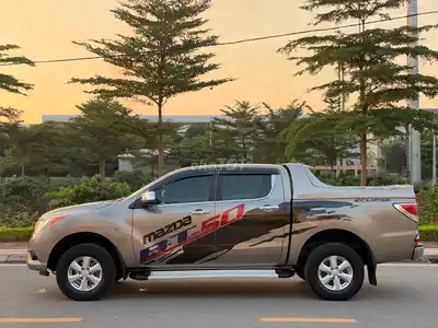 Mazda BT-50 2014 Песочный Механика 4WD