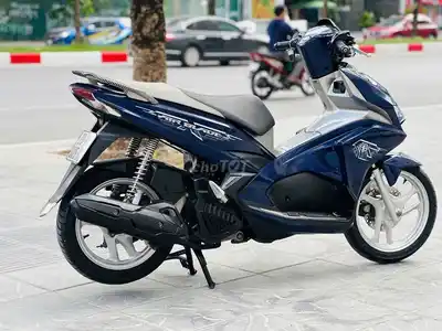 Синий скутер Honda Air Blade125-2019