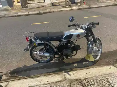 Honda 68 / CL50 серебристый классический мотоцикл