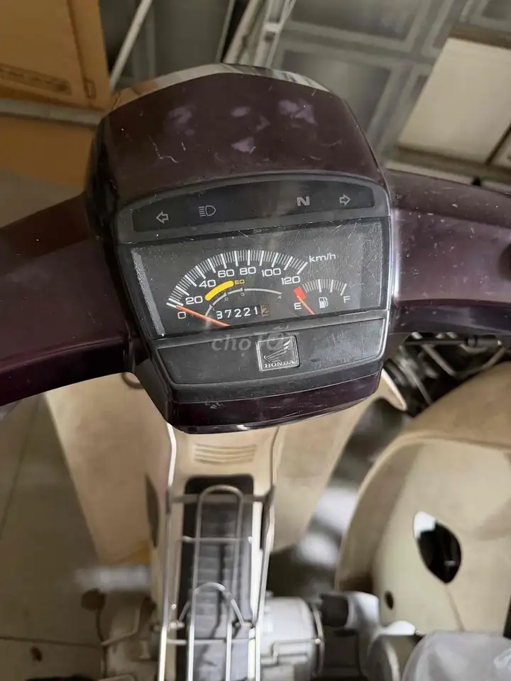 Honda Super Dream 2010 белый, коричневый