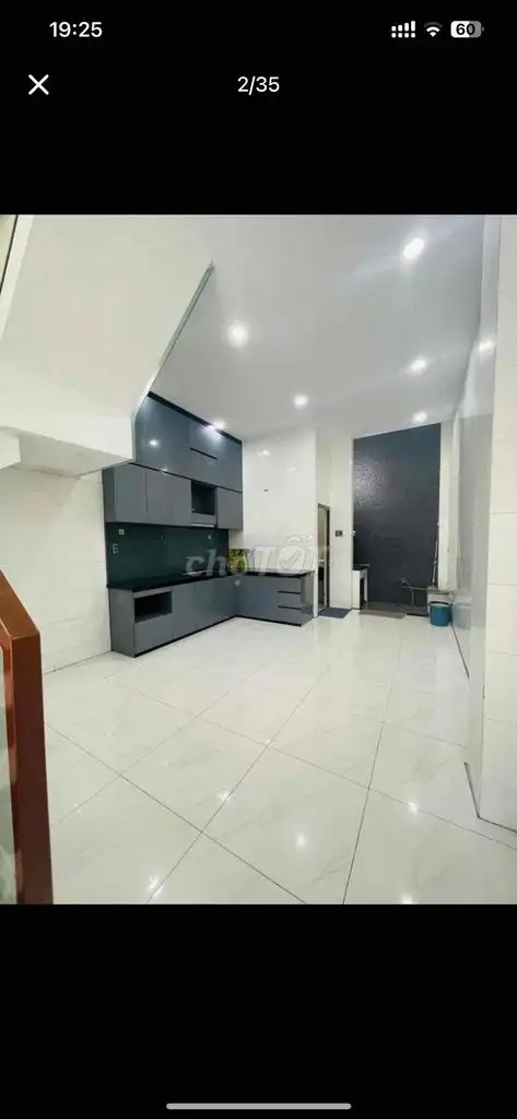 Дом в переулке 10м, Тан Хыонг. 4x15м, 2 этажа, 5 спален, 4 санузла