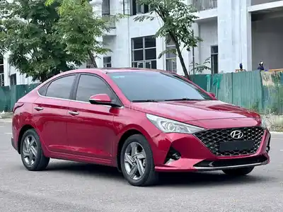 Hyundai Accent 2022 Красный 5 мест