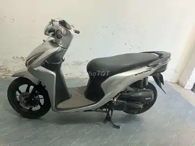 Honda Vision 2017 серебристый