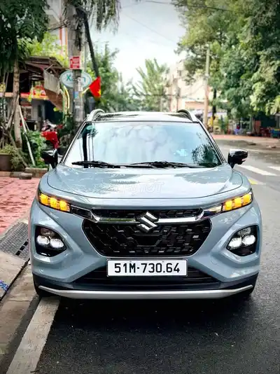 Гибридный автомобиль Suzuki FRONX GLX плюс SX12/2025 до 6000 км