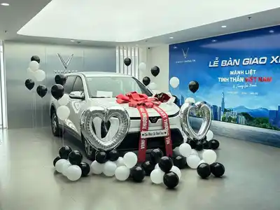 VINFAST MPV 7-МЕСТНЫЙ — ПРОСТОРНЫЙ СЕМЕЙНЫЙ ЭЛЕКТРОМОБИЛЬ