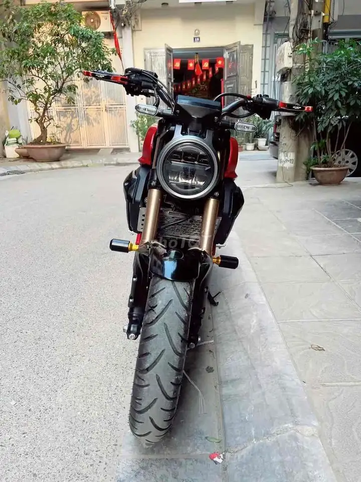 Honda CB150R ABS FI 2023 Красно-серый б/у