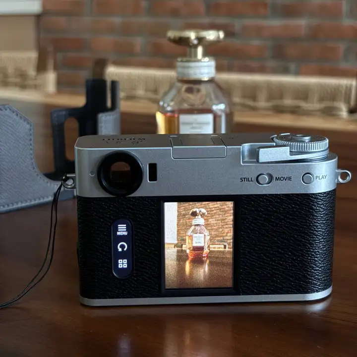 Fujifilm X Half