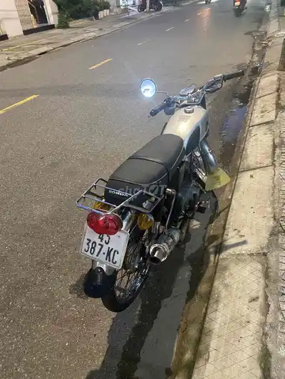 Honda 68 / CL50 серебристый классический мотоцикл