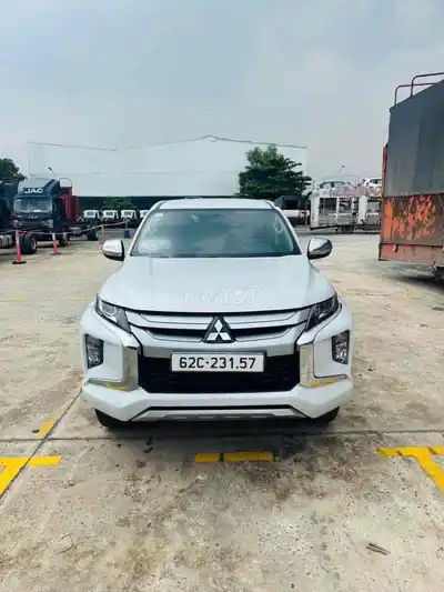 Mitsubishi Triton 2021 Mivec 90 тыс. км Белый