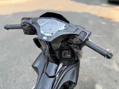 Honda Air Blade 2019 черный матовый госномер 43 один владелец рассрочка