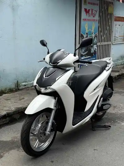Мотоцикл Honda SH 125i ABS 2026 Бело-черный пробег: 800 км