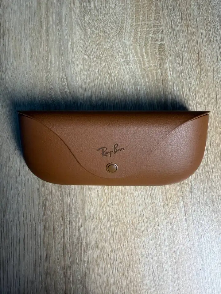 Очки Oakley и Ray Ban