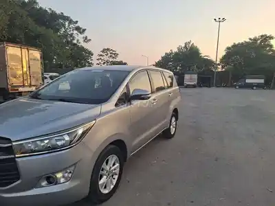 Innova E 2018