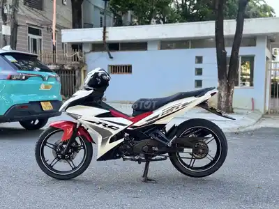 Yamaha Exciter 2018 белый красно-черный Вьетнам