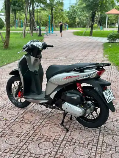 Honda SH Mode 2016 Серебристый 30 тыс. км