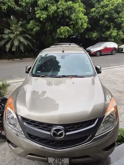 Mazda BT-50 песочный 1,7 млн км