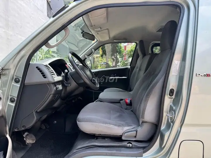 Toyota Hiace 2009 дизель серый 16 мест