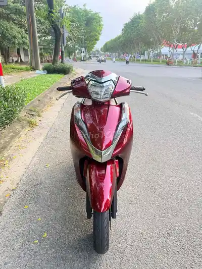 Honda Lead 2020, LED-фары, 2 такта, родной мотор, тихий, едет отлично