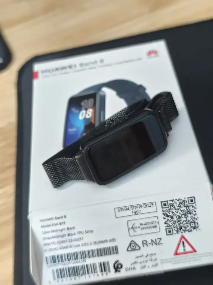 Фитнес-браслет Huawei Band 8