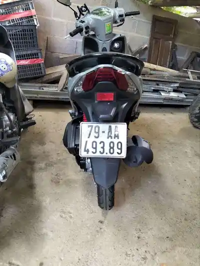 Скутер Kymco Hermosa 50Fi, 9 000 км, серый